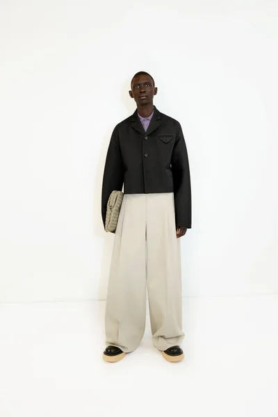 Look 10